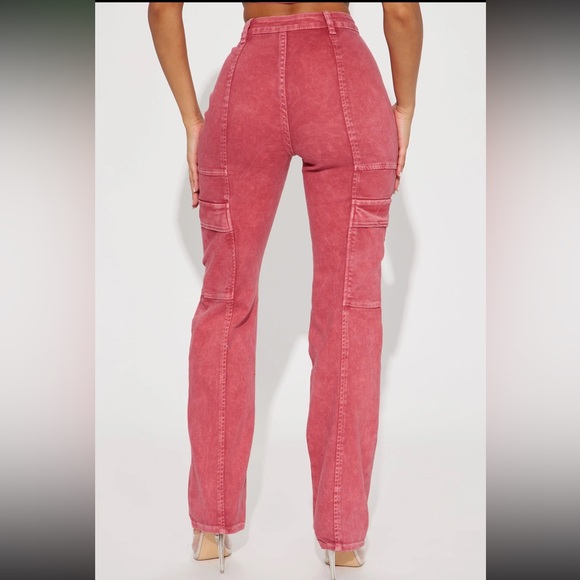 2 piece step to it set from fashion nova - Picture 2 of 3